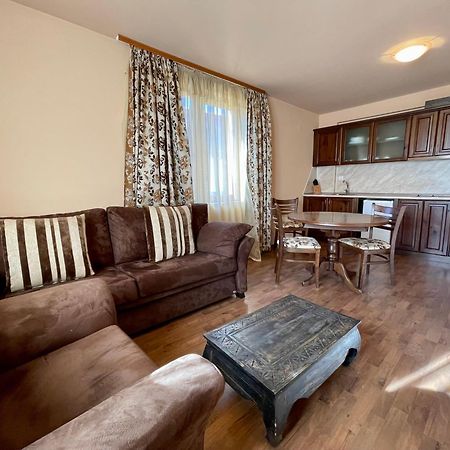 Private Apartments Next To Bellevue Residence Bansko Esterno foto