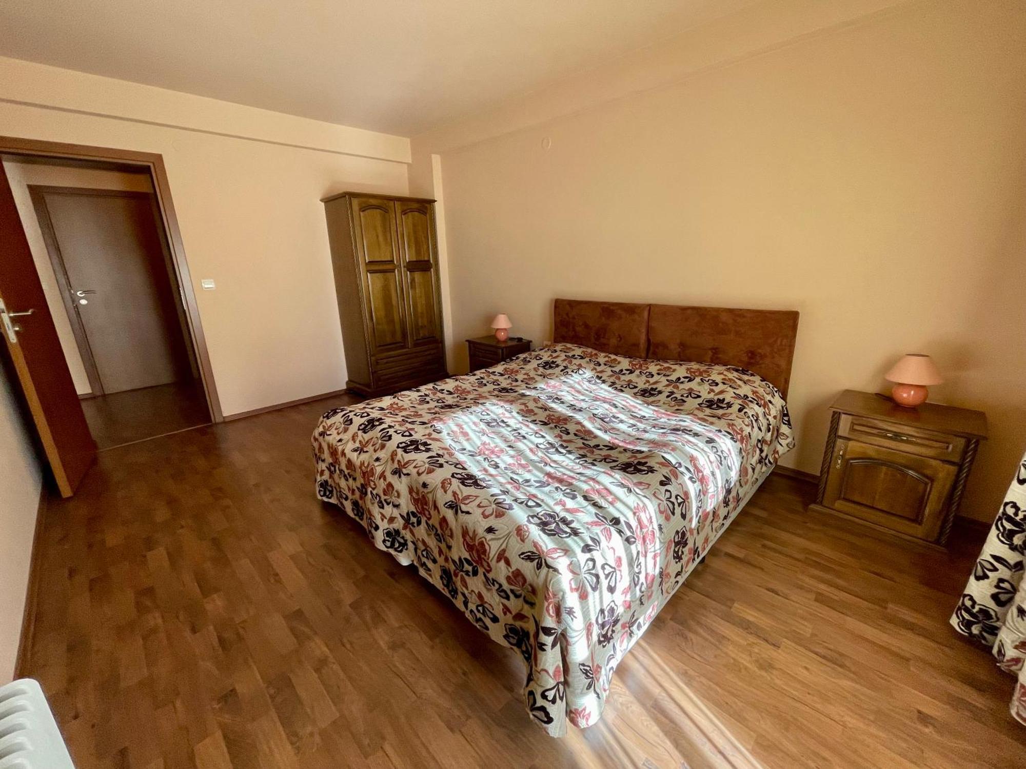 Private Apartments Next To Bellevue Residence Bansko Esterno foto